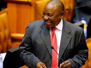 برلمان جنوب أفريقيا ينتخب سيريل رامافوزا رئيسا للبلاد
