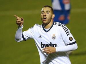 Benzema: Mourinho should stay at Real Madrid