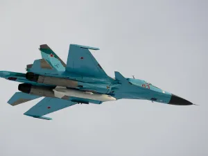 A Su-34 bomber jet flyng near Moscow. (AFP/File Photo)