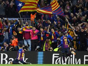 سواريز (يسار) يتألق ويمنح برشلونة فوزاً مهماً