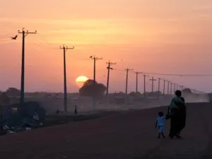 البشير يتعهد بحل سلمي لـ آبيي