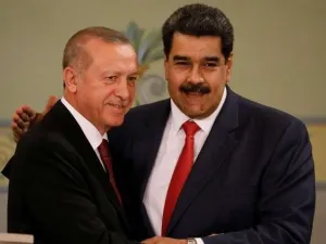 أردوغان ومادورو في قصر ميرافلوريس في كراكاس / أرشيفية
