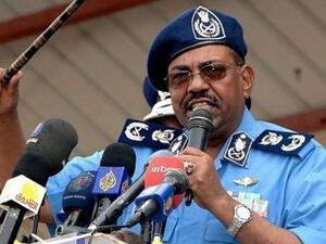 الرئيس السوداني عمر البشير خلال حفل تكريم لقوات الشرطة في الخرطو
