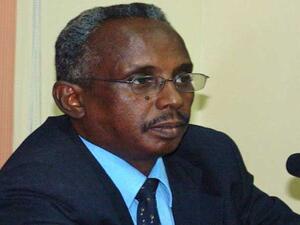 رئيس تحرير صحيفة “التيار” اليومية المستقلة عثمان ميرغني