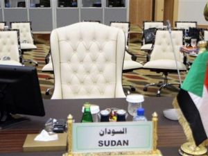 السودان اعلن الاحد انسحابه من القمة اثر خلاف حول مشاركة البشير