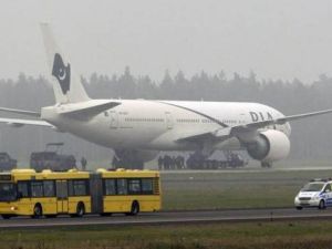 إخلاء جزئي لمطار في السويد بسبب آثار متفجرات على حقيبة