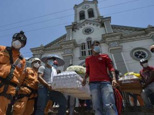 أكثر من 300 قتيل في السيول الوحلية في كولومبيا
