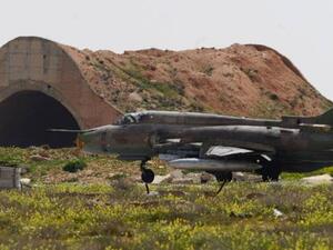  القصف طال "مقاتلين إيرانيين في حرم المطار"