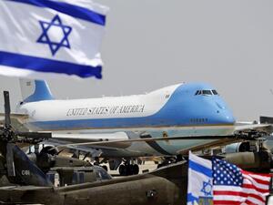 دشن ترامب الشهر الماضي أول رحلة مباشرة من الرياض إلى تل أبيب 