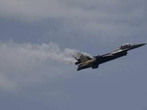 طائرة تركية من طراز F-16
