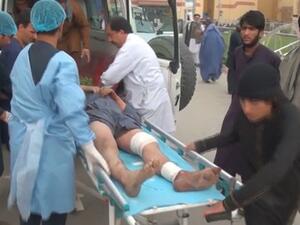 القصف تم أثناء احتفال بتخريج دفعة من حفظة القرآن شارك فيه عدد من القياديين في طالبان 