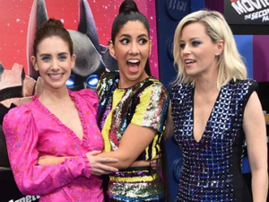 تحديد العين باللون الأزرق