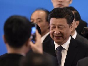 الرئيس الصيني شي جين بينغ 
