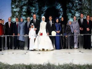 الجيش التركي يدافع عن حضور قائده زفاف ابنة اردوغان
