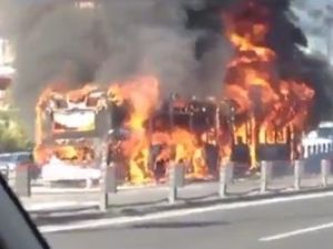 انفجار حافلة ركاب في إسطنبول
