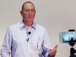 Australian Senator Fraser Anning from parliament. (Anadolu Agency)