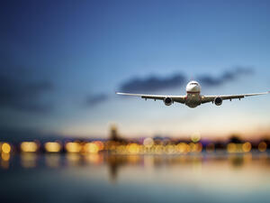 New flight services to the Middle East are opening up, while others are shutting down — here are six surprising ones, past and present. (Shutterstock)
