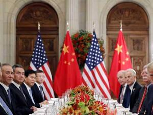 ترامب وتشي اتفقا على هدنة تجارية
