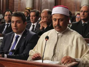 تصريحات الوزير دفع وزار الشؤون الدينية لإصدار بلاغ