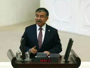 عصمت يلماظ