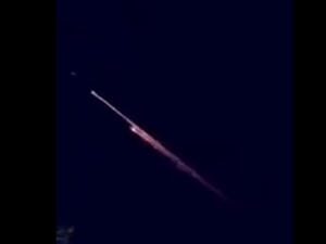 ما شوهد في سماء البلاد هو عبارة عن نيزك اخترق مدار الأرض