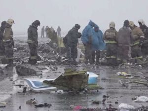  العثور على الصندوقين الأسودين لطائرة الركاب من طراز من طراز "بوينغ 737-800"