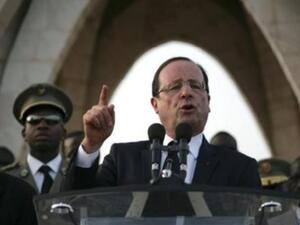 French President Hollande announces Thursday he is ready to arm Syrian rebels (Courtesy of Global Research News)