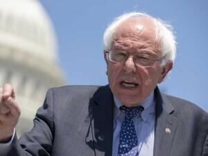  السيناتور بيرني ساندرز