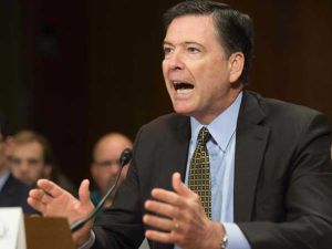 المدير السابق لمكتب التحقيقات الفدرالي (اف بي آي)، جيمس كومي