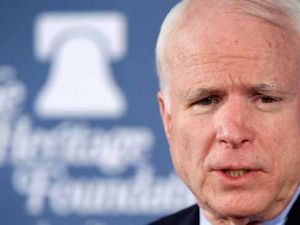 السيناتور الجمهوري جون ماكين