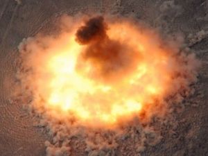 “أم القنابل” تزن حوالي عشرة آلاف كيلوجرام