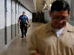 سجناء في ولاية أيداهو الأمريكية يسرقون أكثر من 200 ألف دولار 