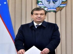  شغل ميرضيائيف منصب رئيس الإدارة المحلية في إحدى مناطق العاصمة طشقند