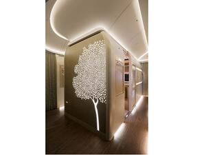 Emirates will unveil its new Boeing 777-300ER First Class Private Suite exhibit for the first time at Arabian Travel Market 2018.