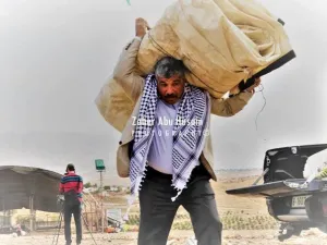 الوزير عساف في الخان الاحمر 