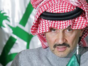 صحيفة "وول ستريت جورنال" قالت إن محمد بن سلمان يتحكم باتخاذ القرارات في "المملكة القابضة"