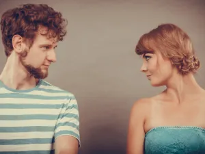 إذا كان الرجل بين سن الثلاثين والأربعين المطلوب ألا يكون قد فقد شعره كلياً