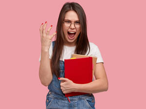 العلاج النفسي، القلق والتوتر يؤثر على هرمونات المرأة