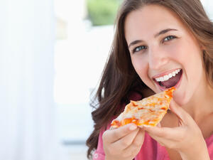 البيتزا من المعجّنات الشهية واللذيذة