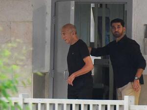 إطلاق سراح رئيس الوزراء الإسرائيلي السابق ايهود أولمرت