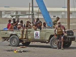 مقتل 61 مقاتلا من الطرفين في معارك الحديدة في اليمن
