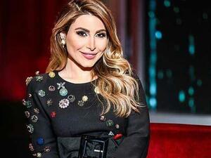 الفنانة اللبنانية يارا