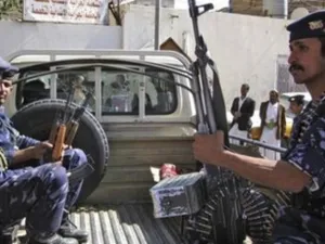 دورية للشرطة اليمنية في صنعاء