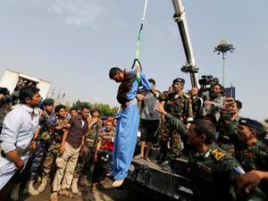 اعدام شاب يمني حكم عليه بالإعدام بتهمة اغتصاب وقتل طفلة