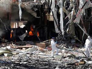 دمار جراء غارات لطائرات دول التحالف الذي تقوده السعودية على اليمن