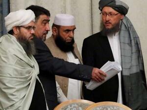 مفاوضات بين طالبان والولايات المتحدة الأمريكية لوقف اطلاق النار في افغانستان