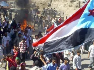 متظاهرون مؤيدون للحراك الجنوبي في شوارع مدينة الضالع جنوب اليمن
