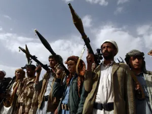 Rebel Shia Houthi fighters in Yemen (AFP/ File photo)