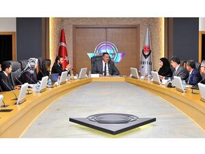 The QNRF delegation meet senior figures from TÜBİTAK to discuss research collaborations between Qatar and Turkey.