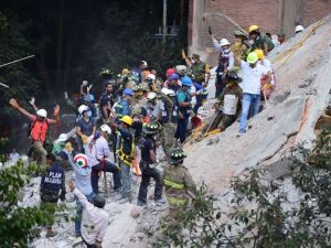 مشاهد مفزعة لزلزال المكسيك 